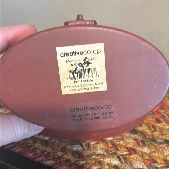 Vintage Red and Blue Decorative Box - Picture 4 of 13